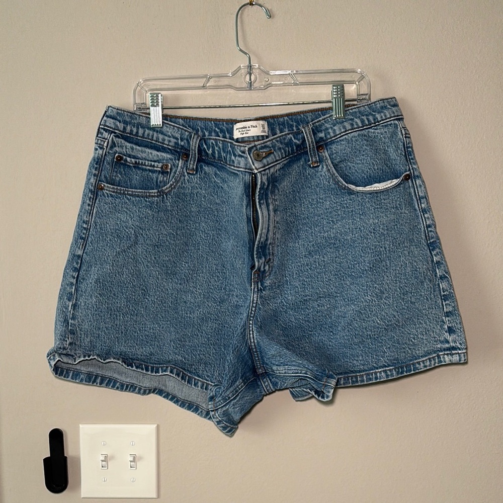 Abercrombie & Fitch Vintage Wash Denim Jean Shorts - Light Blue